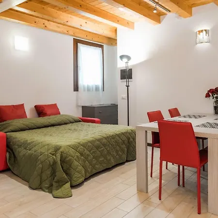 Apartamento Dimora San Zeno 5 With 6 Sleeps Verona